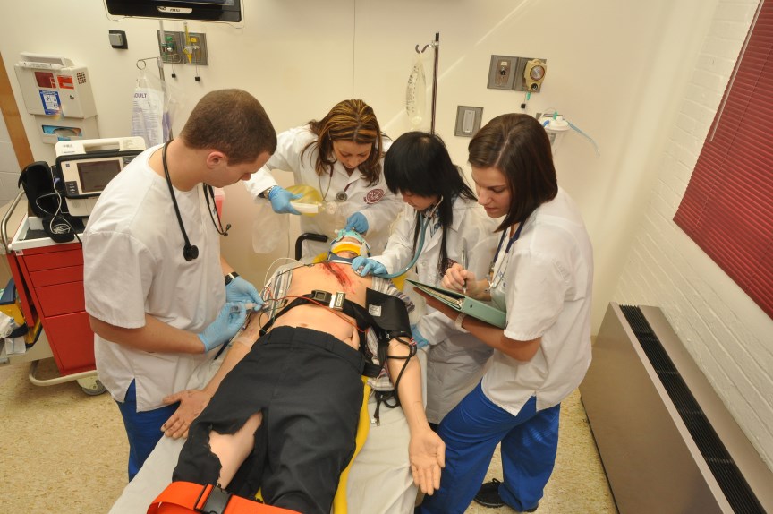 Health students practice their skills in the SIMS Center.